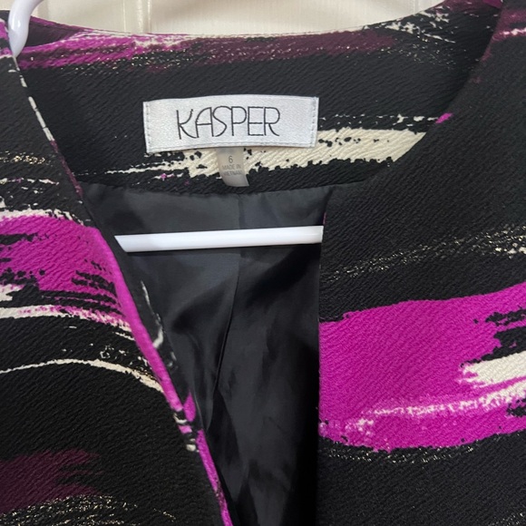 Kasper Women's Black and Magenta Blazer - Picture 2 of 3